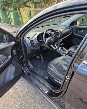 Kia Sportage cena 45000 przebieg: 187000, rok produkcji 2011 z Oświęcim małe 781
